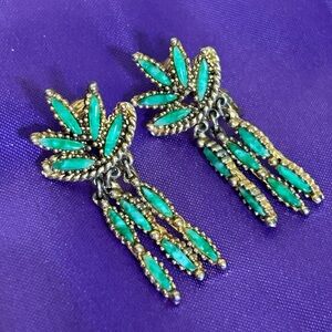 Elegant VTG faux Jade and Gold Tone Dangle Earrings CELEBRITY, Stamped